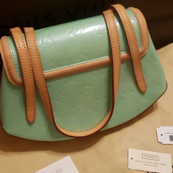 Louis Vuitton small bag - Picture 4 of 6